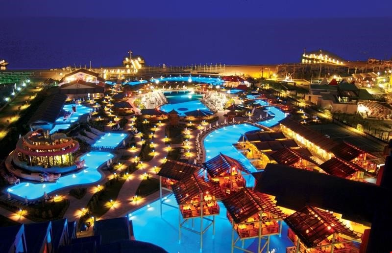Limak Lara Deluxe Hotel & Resort