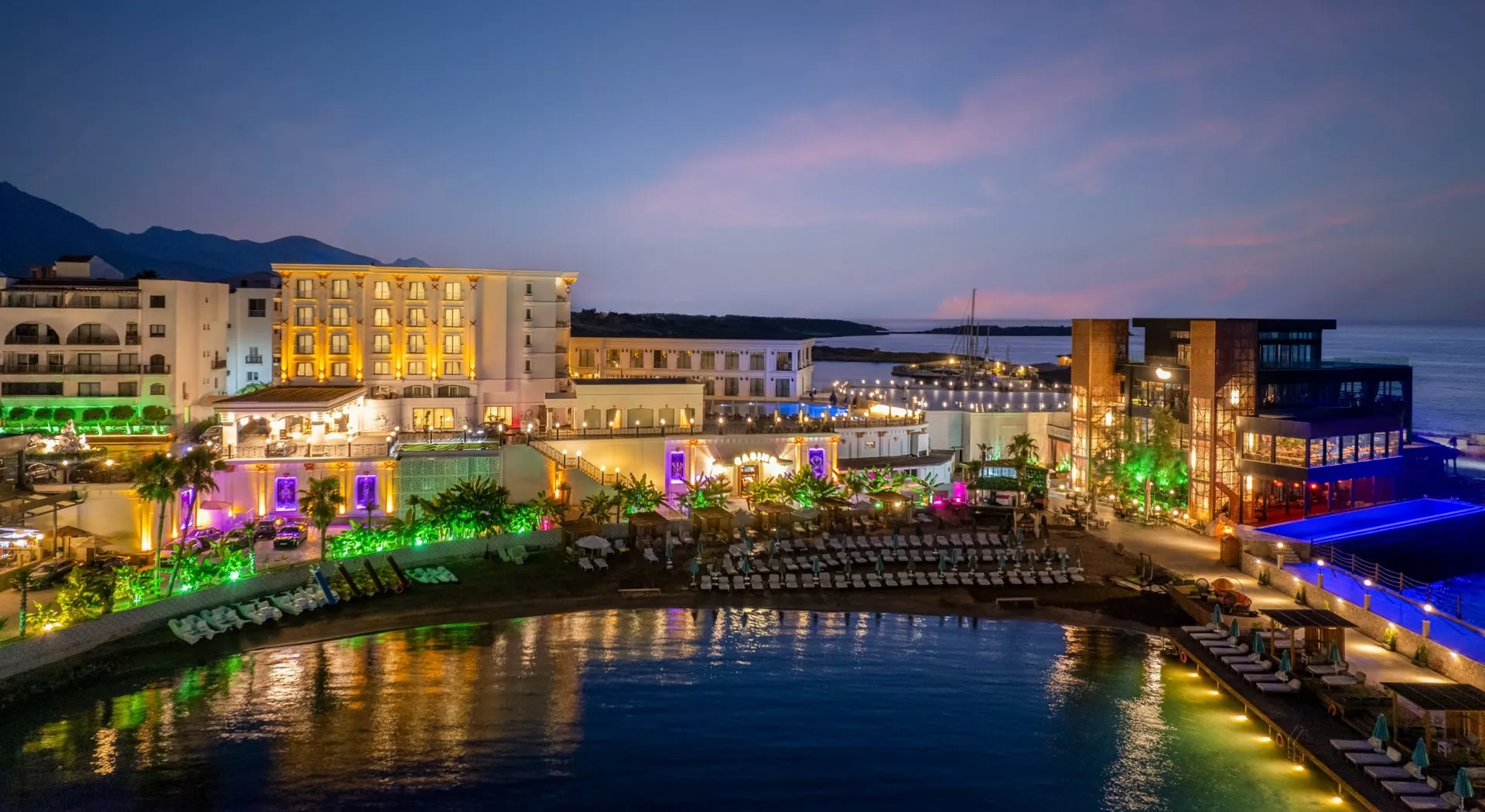 Les Ambassadeurs Hotel & Casino